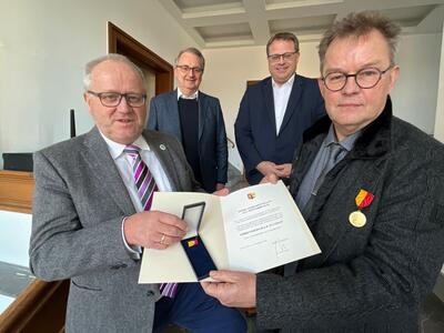 Gro&szlig;es Bild anzeigen